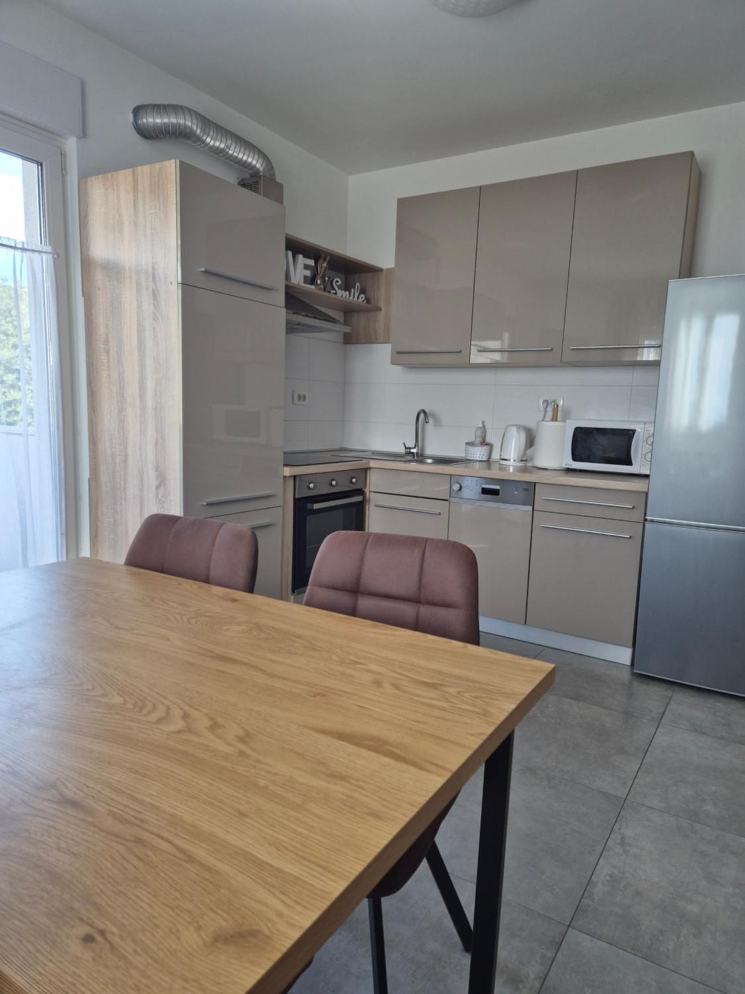 Apartment Gita غييكا المظهر الخارجي الصورة