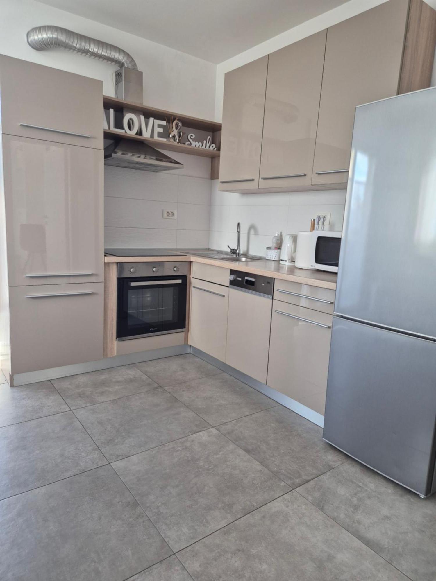 Apartment Gita غييكا المظهر الخارجي الصورة